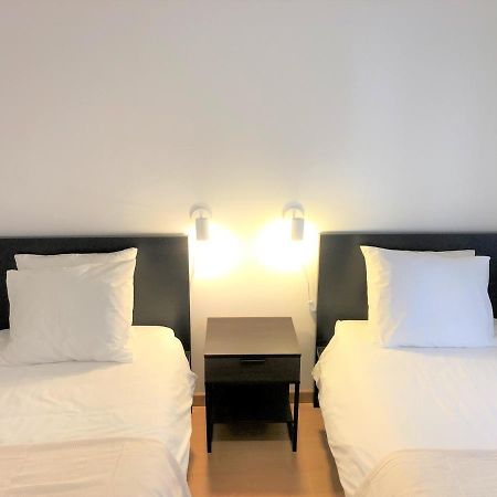 Appartamento Sea Avenue House - Center Baleal - Surfboard Included Ferrel  Esterno foto