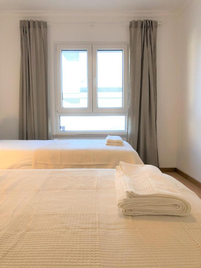 Appartamento Sea Avenue House - Center Baleal - Surfboard Included Ferrel  Esterno foto