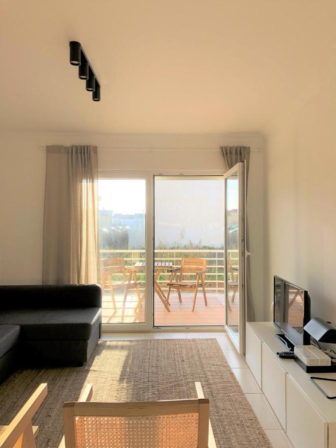 Appartamento Sea Avenue House - Center Baleal - Surfboard Included Ferrel  Esterno foto