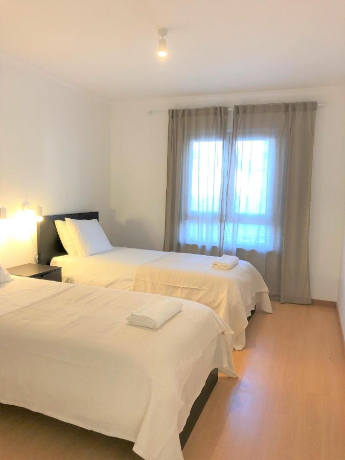 Appartamento Sea Avenue House - Center Baleal - Surfboard Included Ferrel  Esterno foto