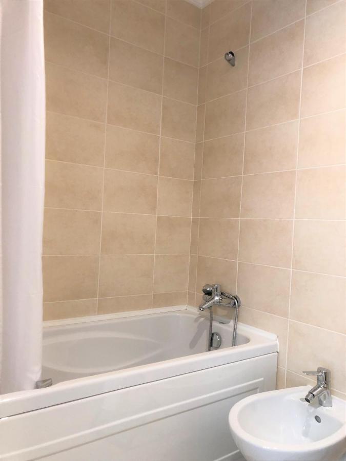 Appartamento Sea Avenue House - Center Baleal - Surfboard Included Ferrel  Esterno foto