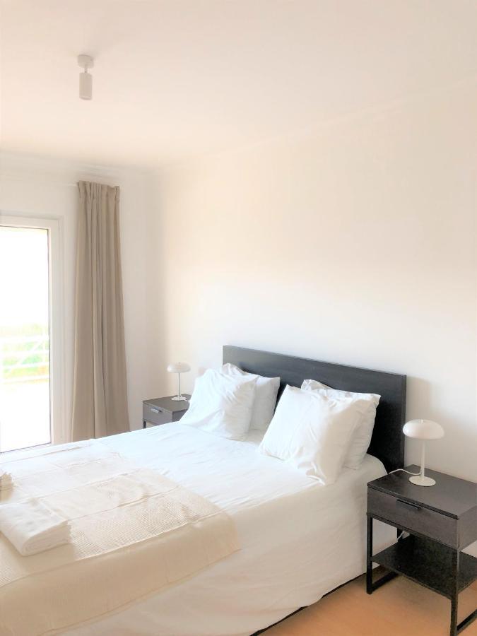 Appartamento Sea Avenue House - Center Baleal - Surfboard Included Ferrel  Esterno foto