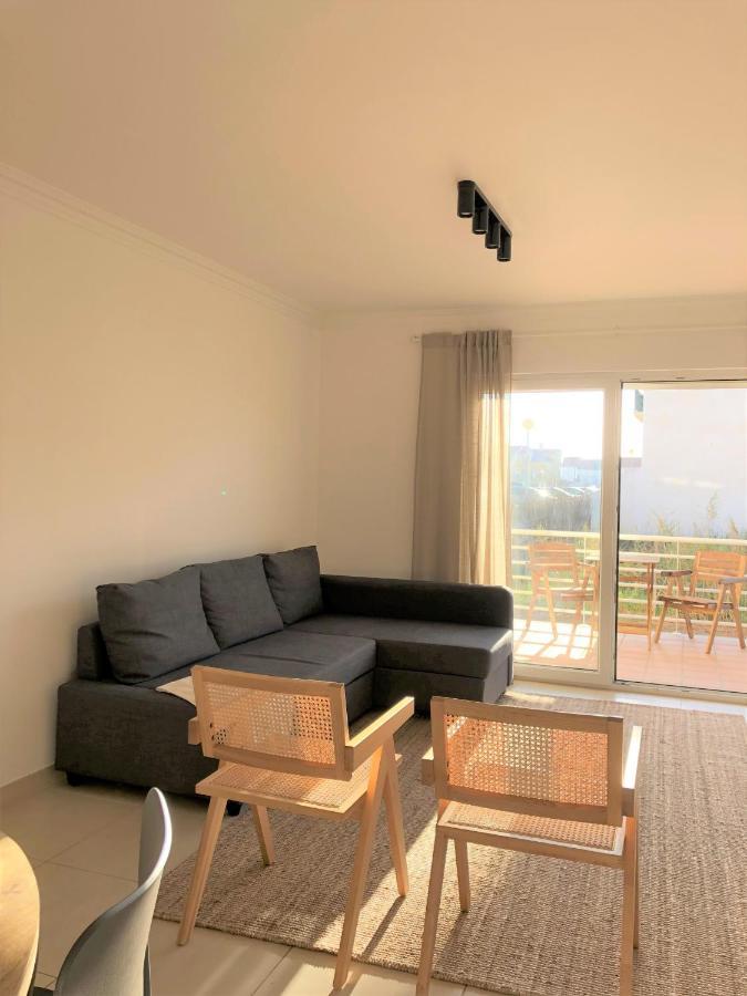 Appartamento Sea Avenue House - Center Baleal - Surfboard Included Ferrel  Esterno foto