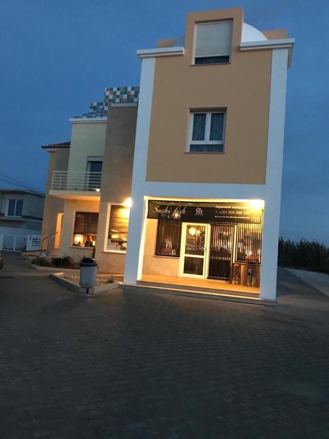 Appartamento Sea Avenue House - Center Baleal - Surfboard Included Ferrel  Esterno foto